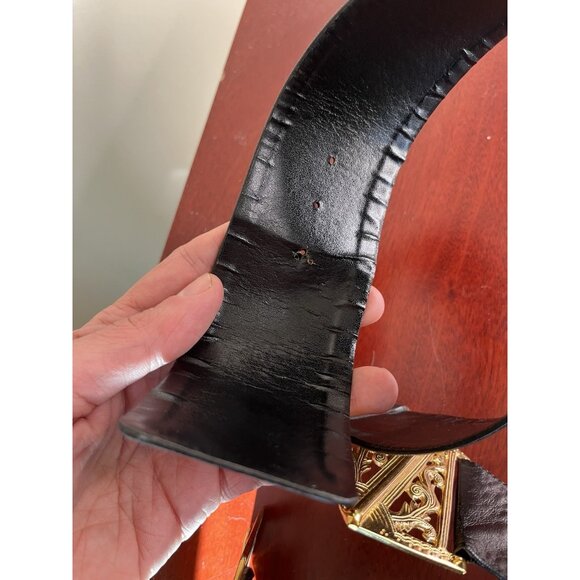 Vintage Gatefold Chanel 1980s Black Leather 24k Gold-Plated Filigree Belt
